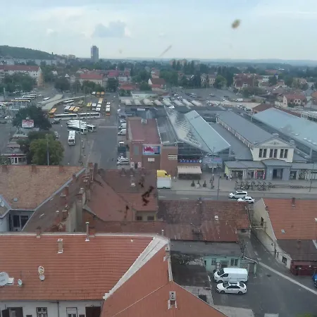 Kozponti Apartman Lägenhet Miskolc