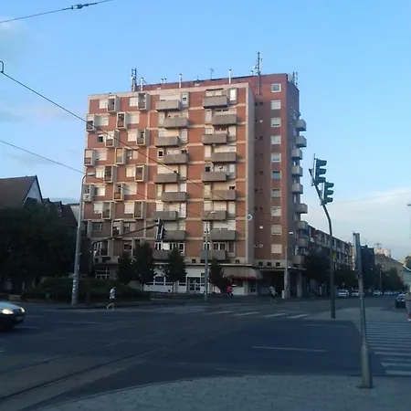 Kozponti Apartman Lägenhet Miskolc